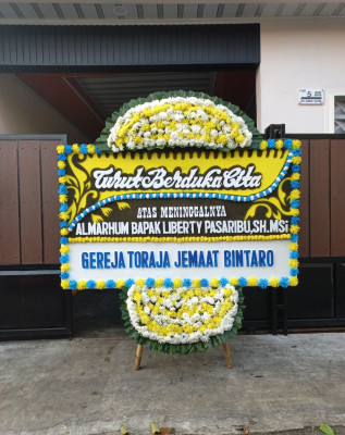 Papan Bunga Duka di Cikangkung